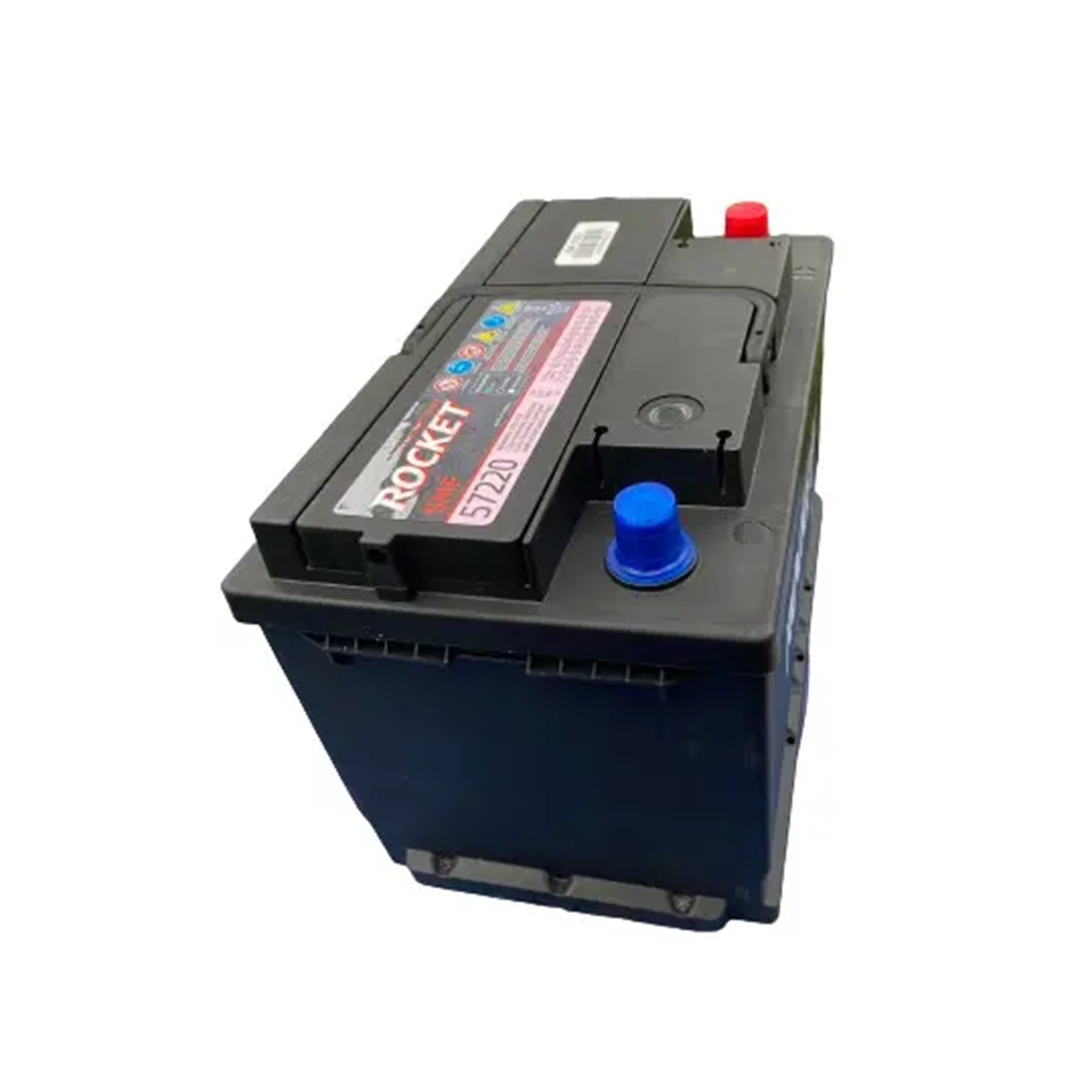 Batería Rocket SMF-57220 72Ah 610 CCA Positivo Derecho Para Auto
